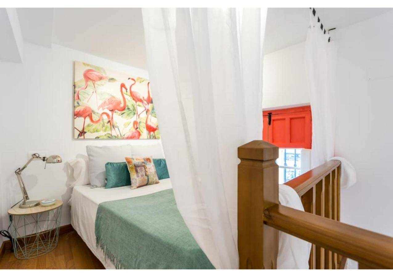 Center Duplex * Seville