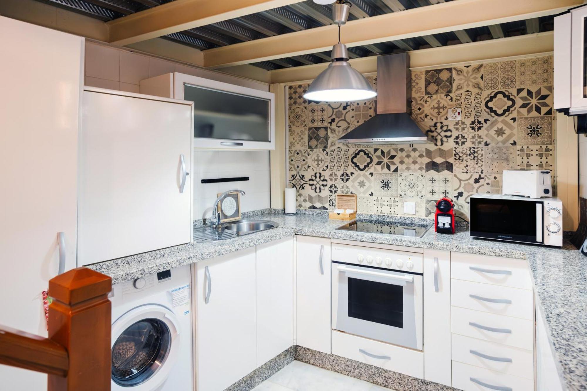 Center Duplex *